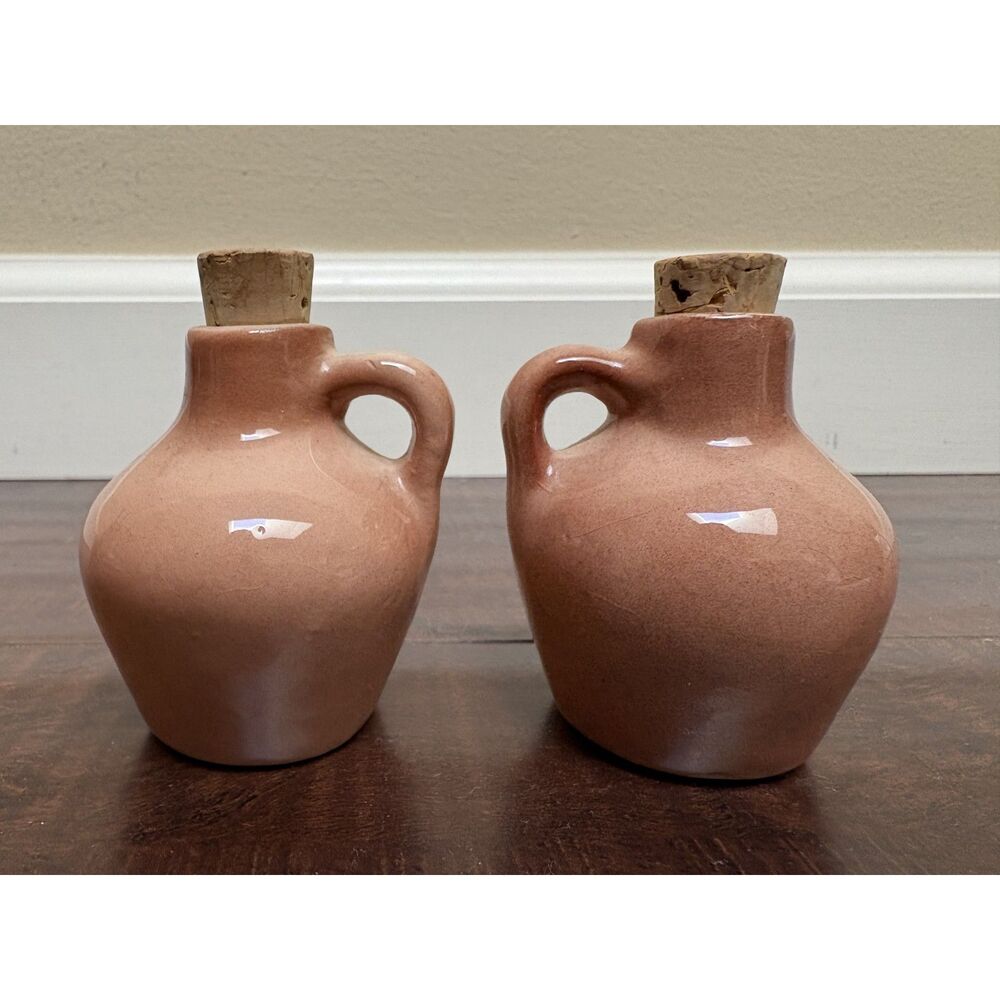 Vtg Rare Arkansas Traveler Ma & Pa Hillbilly Salt & Pepper Shakers Moonshine Jug - Picture 4 of 8